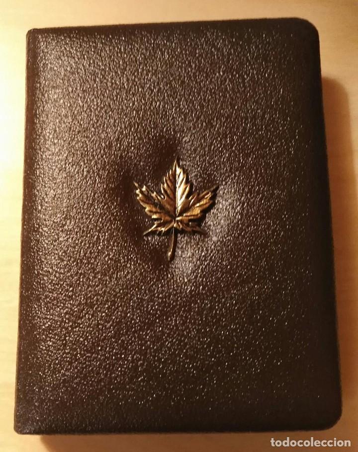 Cajas y cajitas met&aacute;licas: 119 Caja moneda vac&iacute;a piel/polipiel ?? marr&oacute;n - Royal Canadian Mint 1983 - Canad&aacute;