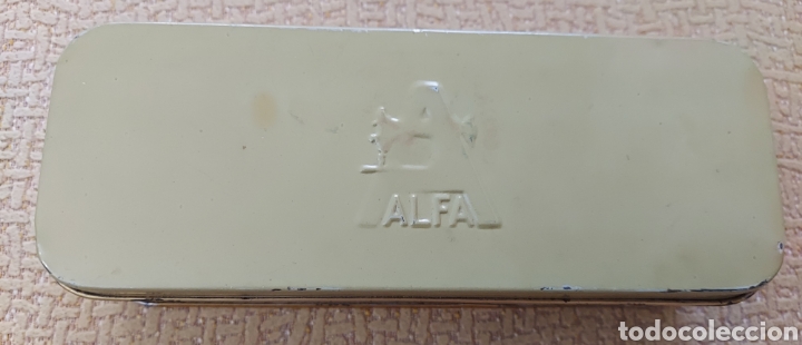 Casse e cassette metalliche: Antigua lata m&aacute;quina de coser Alfa