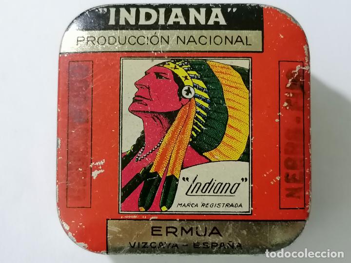Cajas y cajitas met&aacute;licas: CAJA CINTA MAQUINA ESCRIBIR, MARCA INDIANA, PRODUCCION NACIONAL, ERMUA, VIZCAYA, MEDIDAS 55 X 55 MM