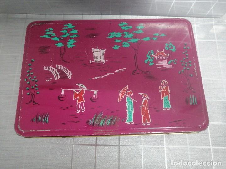 Cajas y cajitas met&aacute;licas: Lata met&aacute;lica Cola Cao Cintas