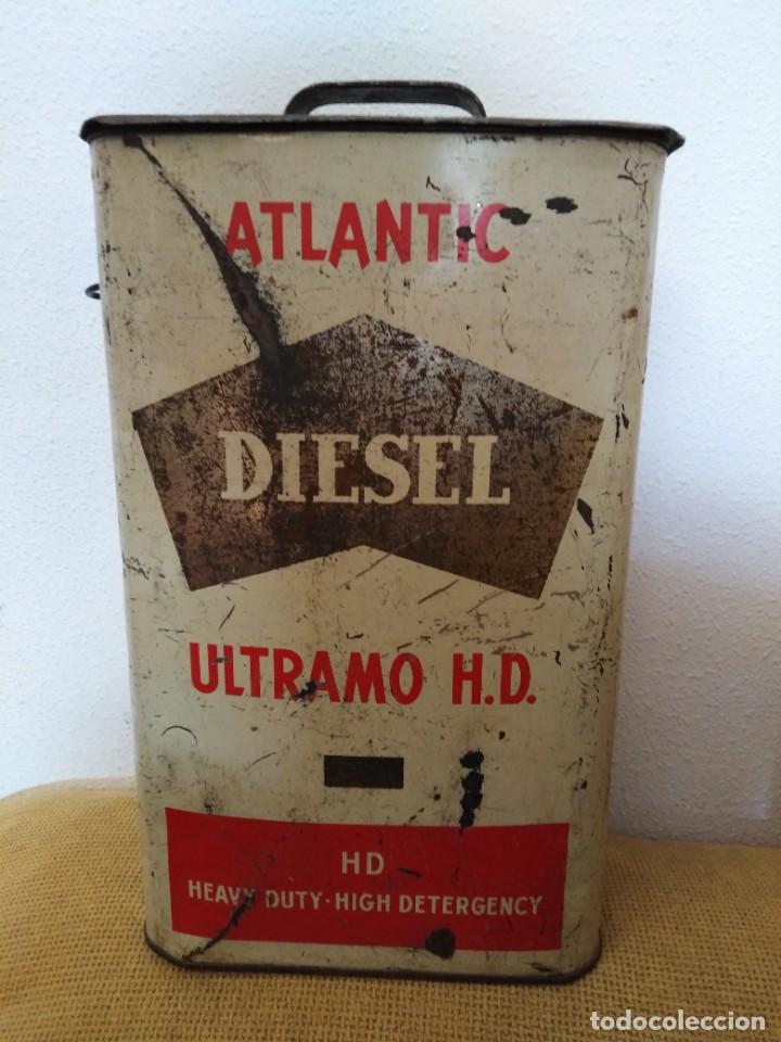 Cajas y cajitas met&aacute;licas: Lata de aceite antigua Atlantic