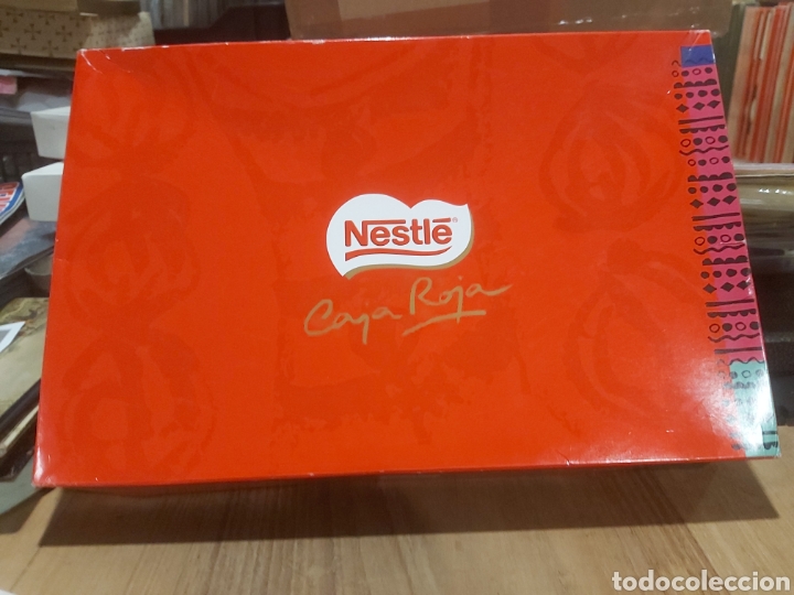 Blechdosen und Kisten: 2005 caja roja 800 g caja roja NESTL&Eacute; VACIA