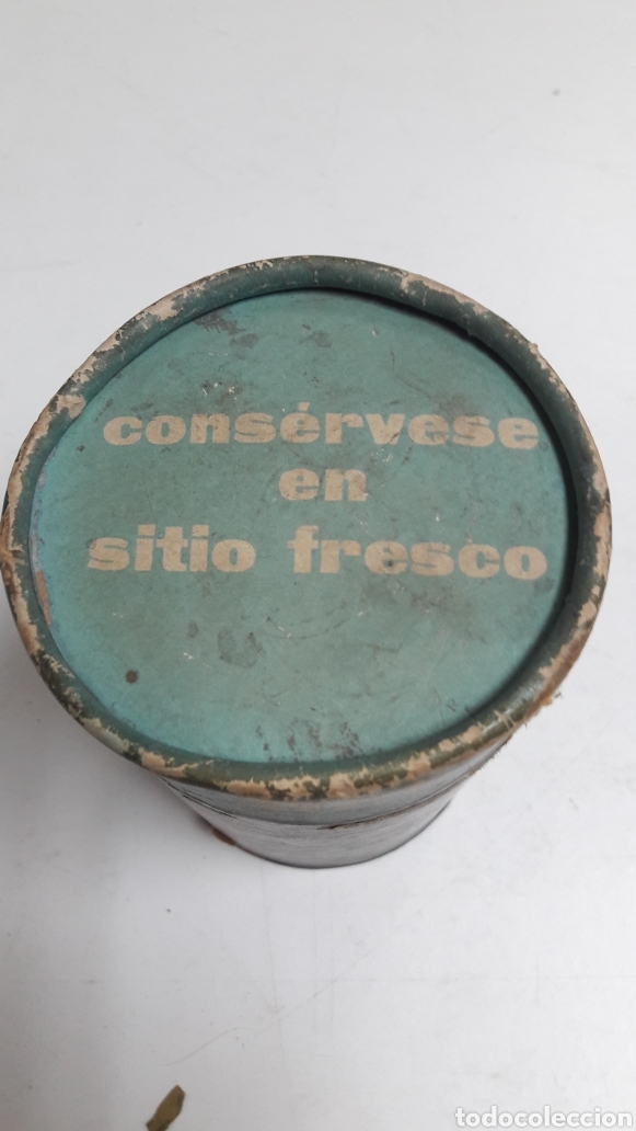 Cajas y cajitas met&aacute;licas: Antiguo bote de Cinta aislante PIRELLI - Foto 2