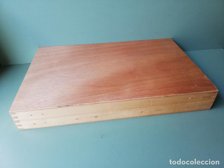 Cajas y cajitas met&aacute;licas: CAJA DE PINTURAS - MADERA - VACIA