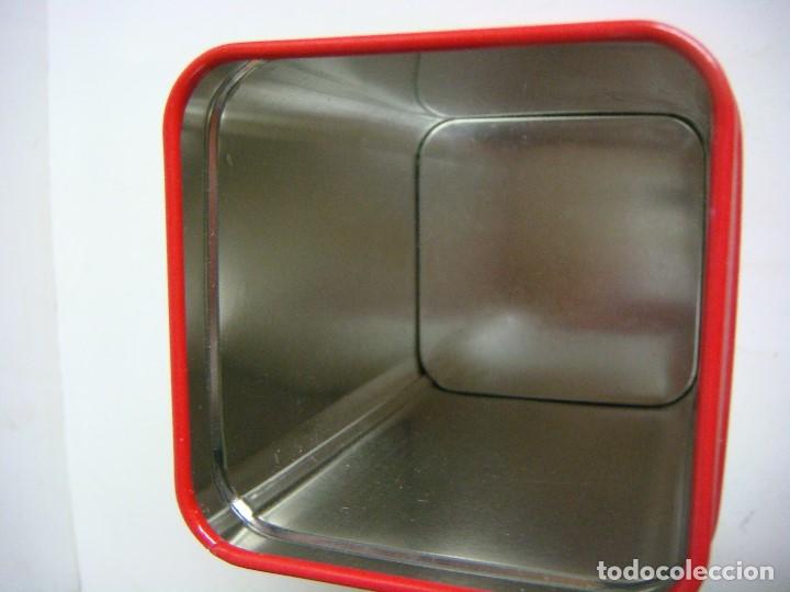Cajas y cajitas met&aacute;licas: LATA DE CHAPA DE COCACOLA - Foto 2