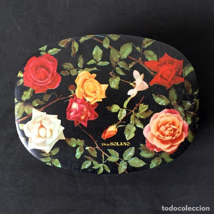 Cajas y cajitas met&aacute;licas: CAJA DE CARAMELOS VIUDA SOLANO - LOGRO&Ntilde;O - NEGRA CON FLORES
