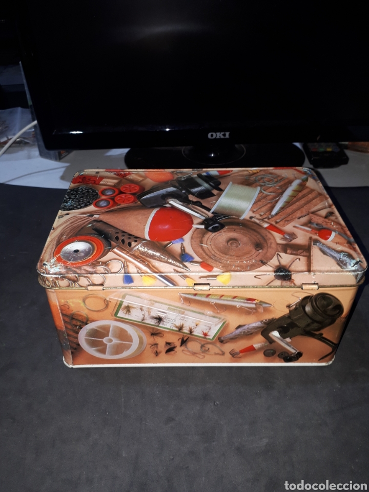 Cajas y cajitas met&aacute;licas: Antigua caja COLA CAO caza y pesca