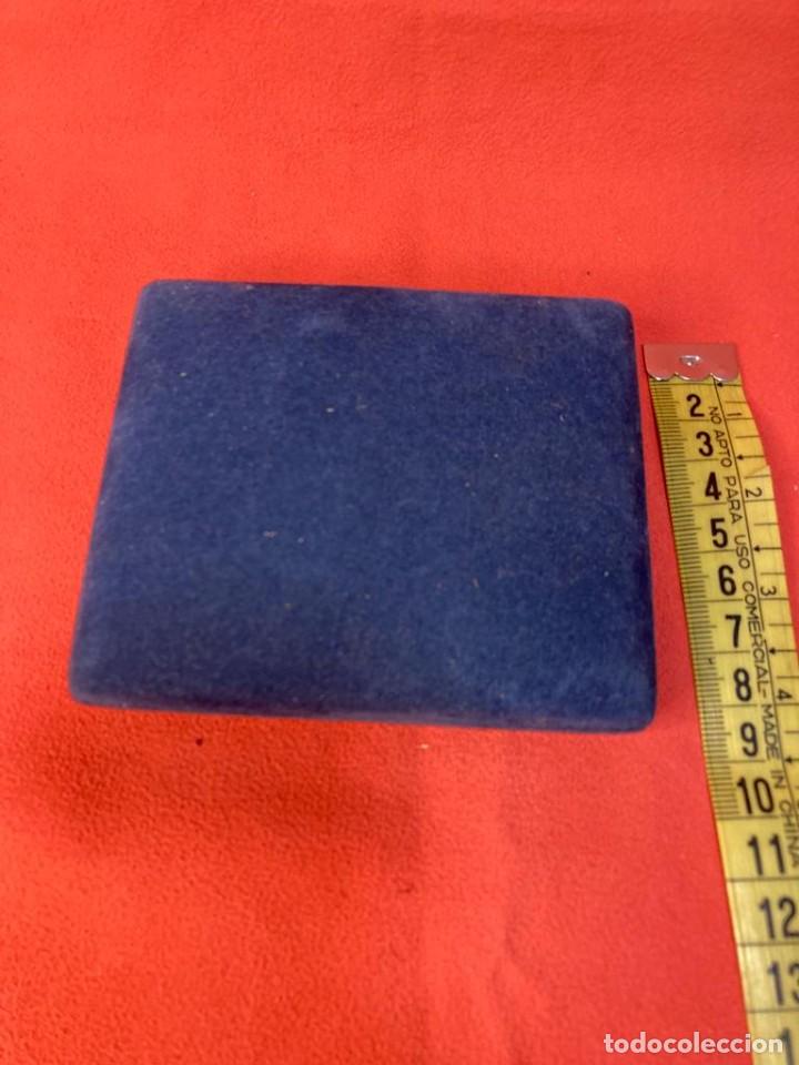 Cajas y cajitas met&aacute;licas: Caja vintage Estee Lauder - Foto 3