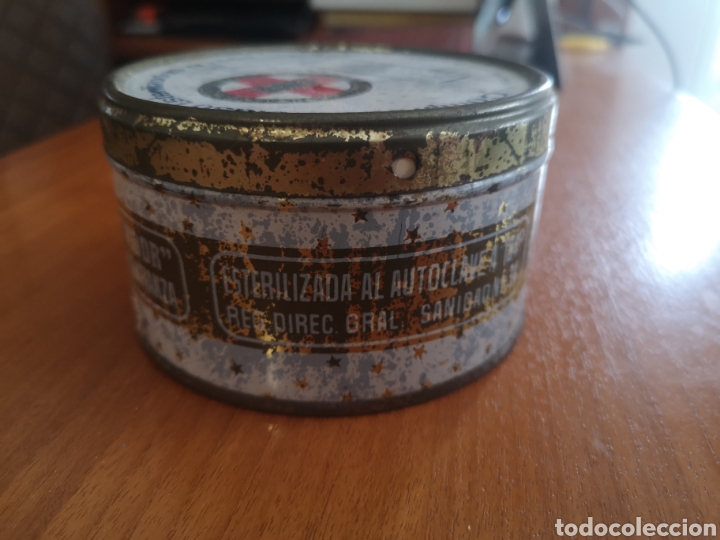 Cajas y cajitas met&aacute;licas: Lata antigua de compresas. - Foto 2