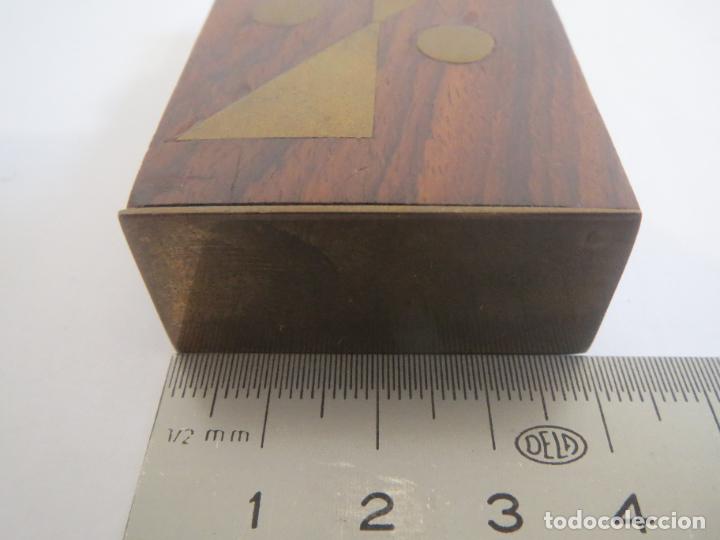 Cajas y cajitas met&aacute;licas: CAJITA RECTANGULAR DE MADERA CON ADORNOS DE LATON - Foto 5