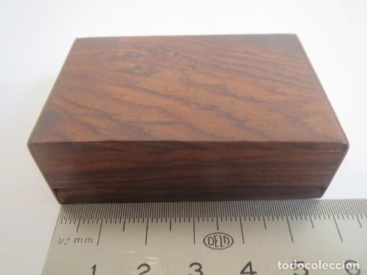 Cajas y cajitas met&aacute;licas: CAJITA RECTANGULAR DE MADERA CON ADORNOS DE LATON - Foto 7
