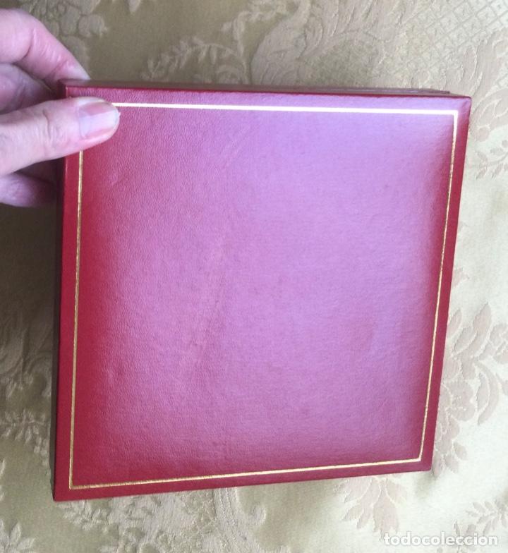 Cajas y cajitas met&aacute;licas: CAJA PARA COLLAR, JOYERIA EL CORTE INGL&Eacute;S