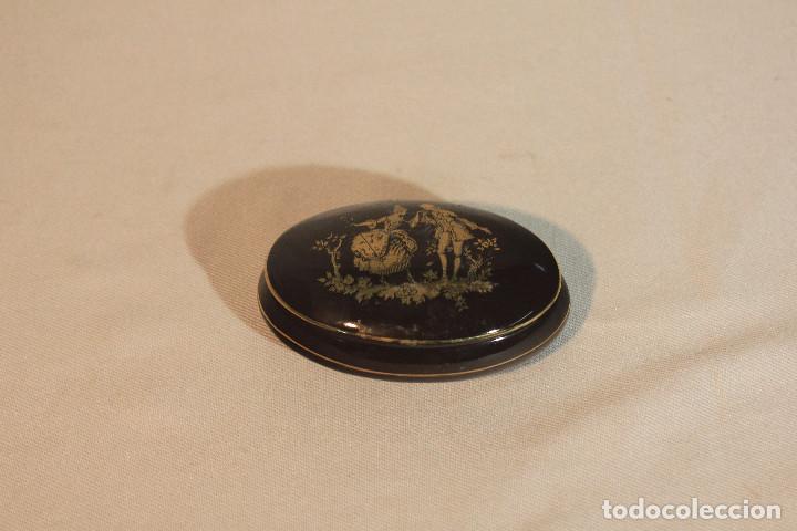 Cajas y cajitas met&aacute;licas: CAJA PORCELANA OVALADA - Foto 1