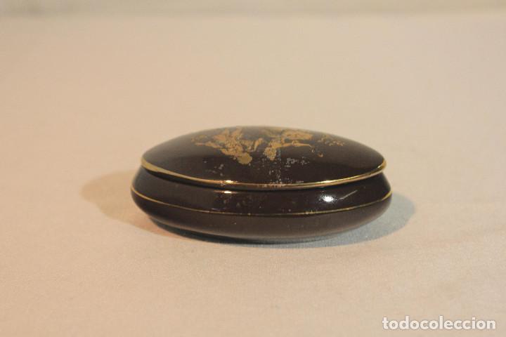 Cajas y cajitas met&aacute;licas: CAJA PORCELANA OVALADA - Foto 4