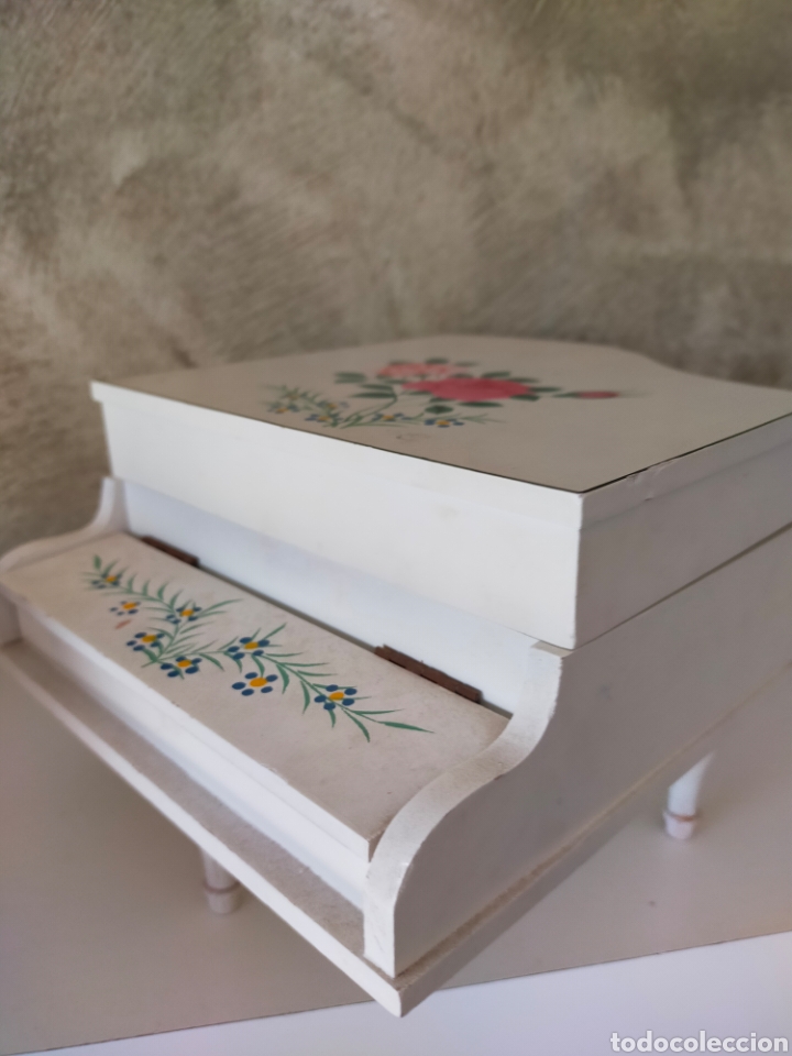 Cajas y cajitas met&aacute;licas: CAJA PIANO JOYERO MUSICAL JAPAN A&Ntilde;OS 70