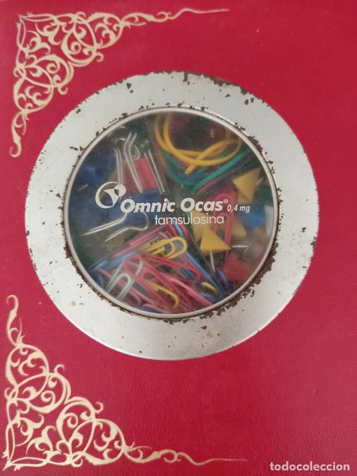 Blechdosen und Kisten: CAJA DE METAL PUBLICIDAD OMNIC OCAS, ACCESORIOS DE ESCRITORIO CLIPS PINZAS CARPETA CHINCHETAS, GOMAS