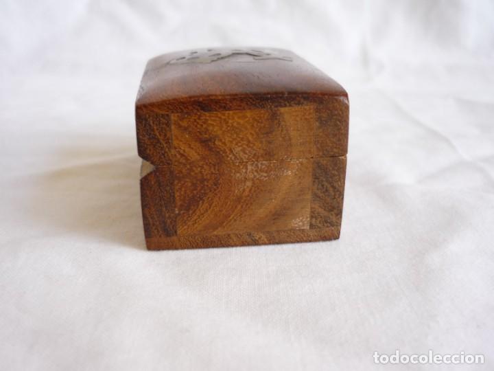 Cajas y cajitas met&aacute;licas: Cajita de madera con ancla de bronce - Foto 4