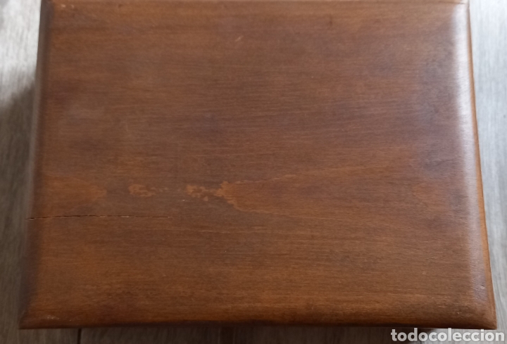 Cajas y cajitas met&aacute;licas: Antiguo joyero de madera