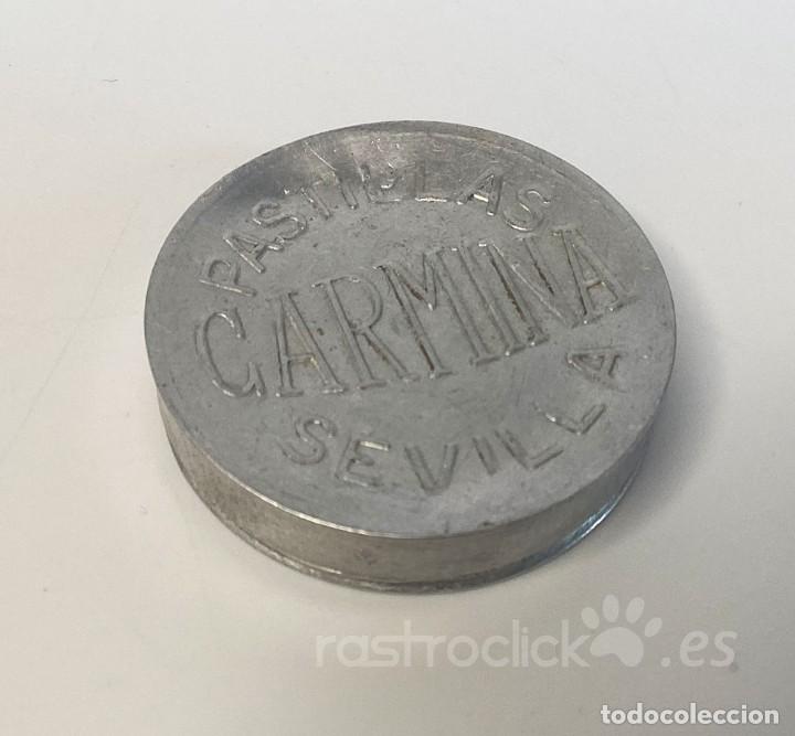 Boxes and metal boxes: Cajita Pastillas Carmina Sevilla