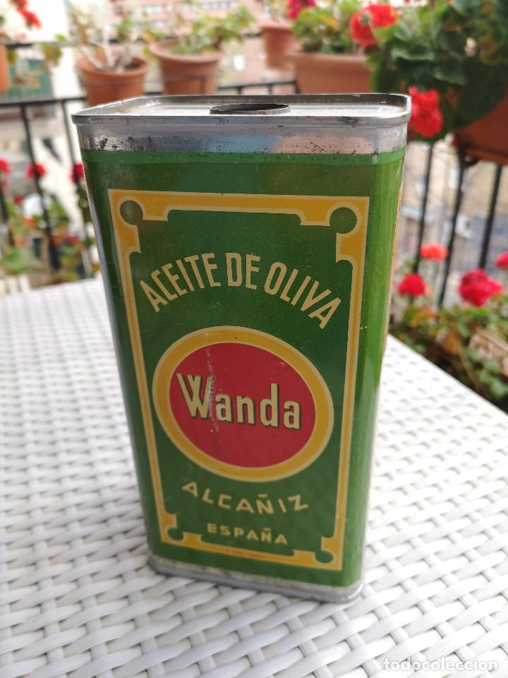 Caixas e caixinhas met&aacute;licas: CAJA METALICA - ACEITE DE OLIVA WANDA - ALCA&Ntilde;IZ - 12 x 8 x 23 cm