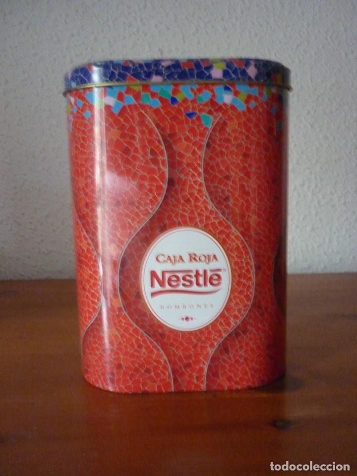 Cajas y cajitas met&aacute;licas: Caja roja de bombones Nestl&eacute;