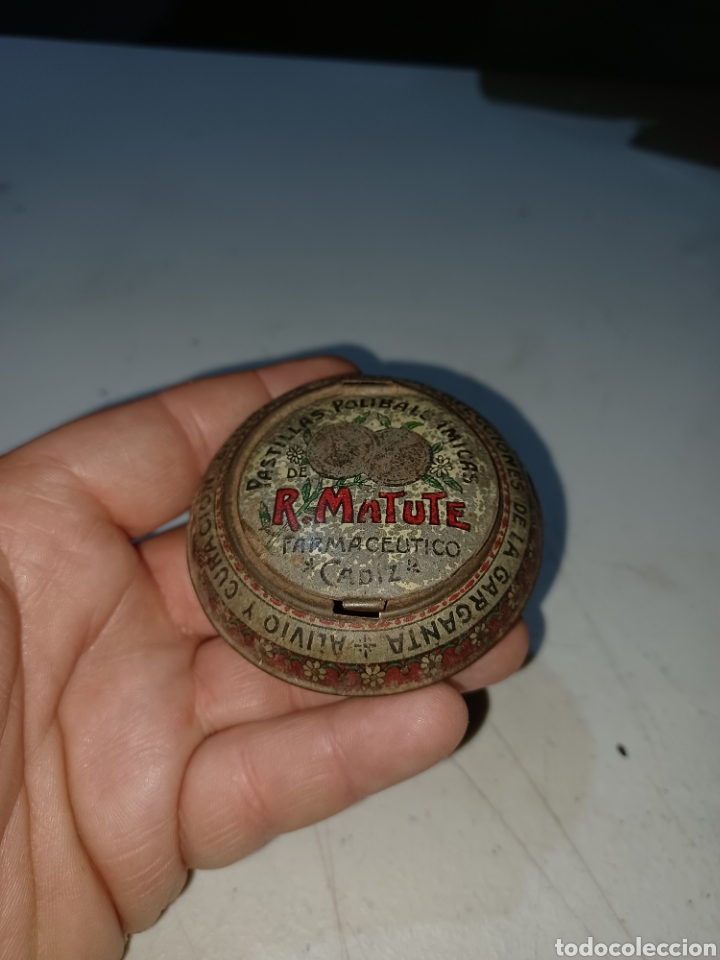 Cajas y cajitas met&aacute;licas: Antigua caja pastillas polibalsamicas