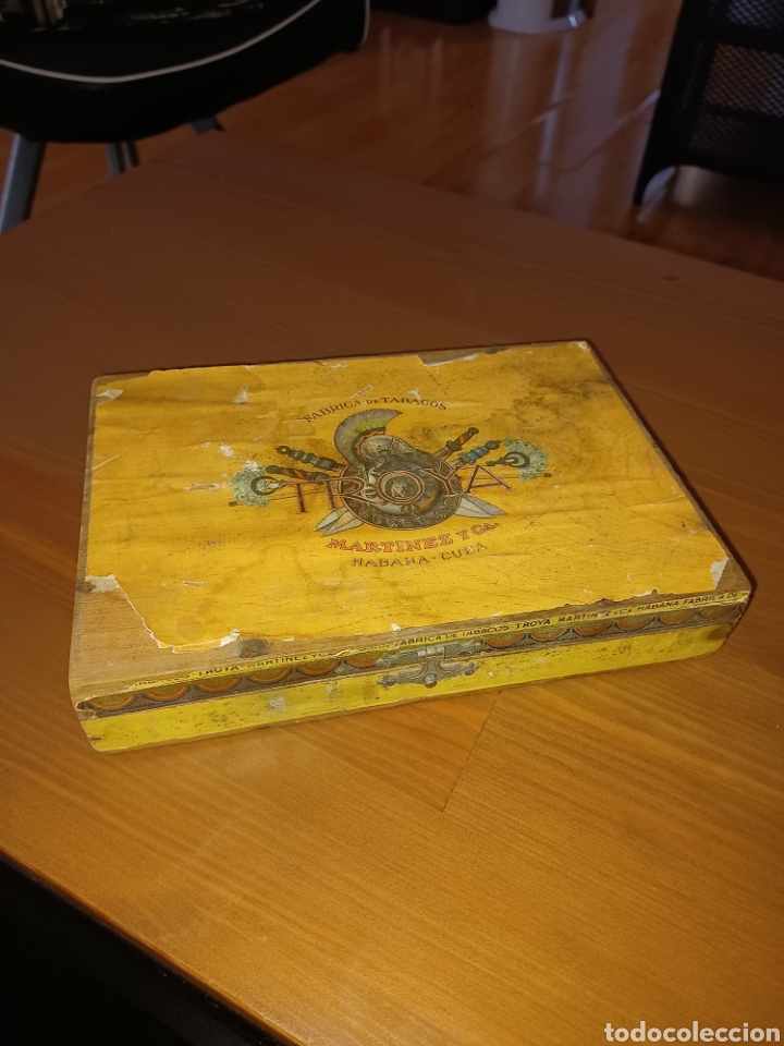 Cajas y cajitas met&aacute;licas: Antigua caja vac&iacute;a Puros TROYA CADA DIA MEJOR PANETELAS HABANA CUBA
