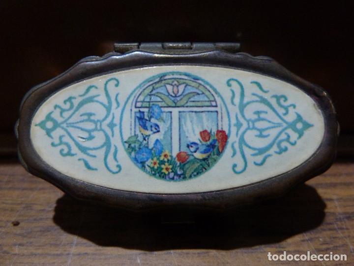 Cajas y cajitas met&aacute;licas: ANTIGUO PASTILLERO - Foto 1