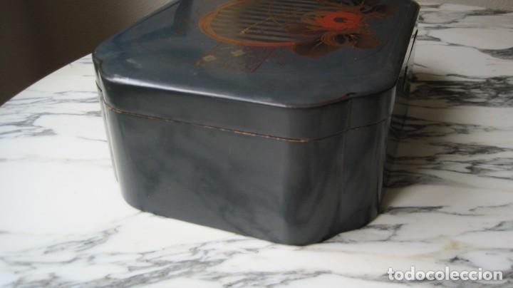 Cajas y cajitas met&aacute;licas: CAJA DE MADERA LACADA - FINALES S.XIX - Foto 5
