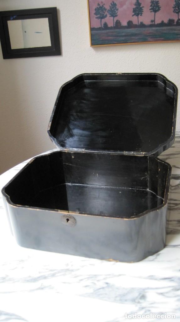 Cajas y cajitas met&aacute;licas: CAJA DE MADERA LACADA - FINALES S.XIX - Foto 10
