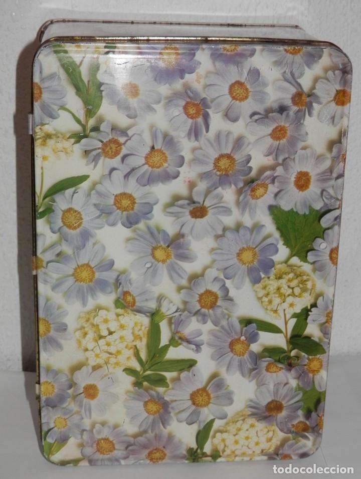 Cajas y cajitas met&aacute;licas: ANTIGUA LATA DE LA COLA CAO