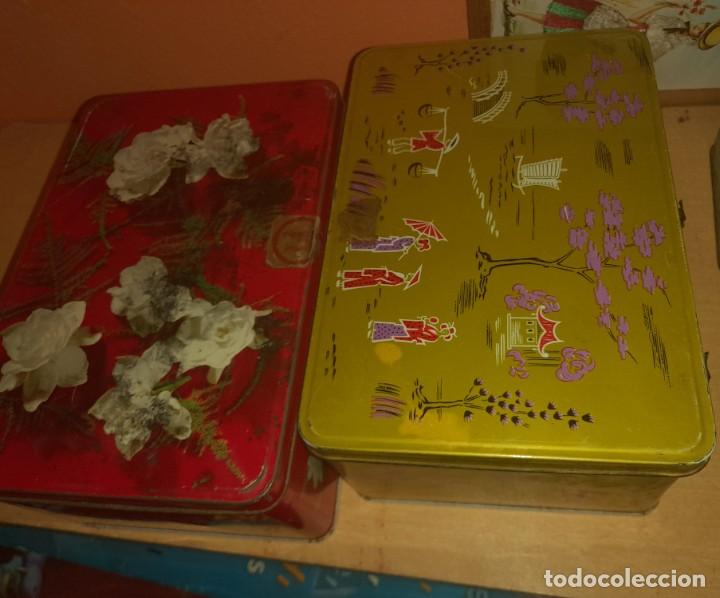 Cajas y cajitas met&aacute;licas: 2 antigua lata metal cuadrada de colacao cola cao tem&aacute;tica flores a&ntilde;os 70, precio 5 euros por lata