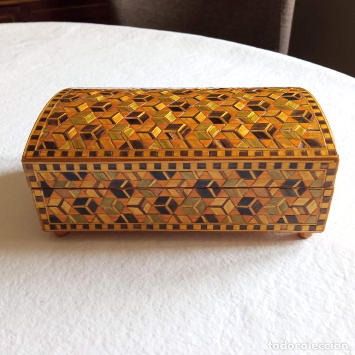 Cajas y cajitas met&aacute;licas: caja de madera, marqueter&iacute;a geom&eacute;trica. - Foto 11