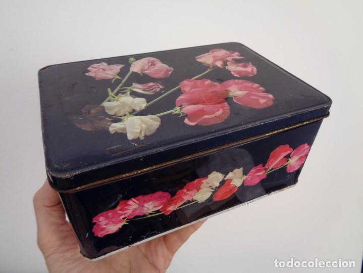 Cajas y cajitas met&aacute;licas: CAJA DE LATA DE COLA-CAO , A&Ntilde;OS 70