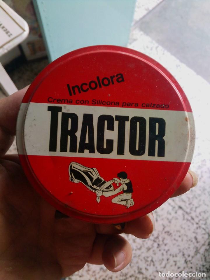 Cajas y cajitas met&aacute;licas: Lata crema zapatos tractor