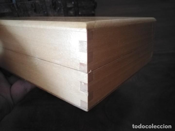 Cajas y cajitas met&aacute;licas: Caja de Ducros. En madera. - Foto 4