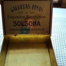 Cajas y cajitas metálicas: CAJA VACÍA DE GALLETAS Y BIZCOCHOS SOLSONA. Lote 352311609