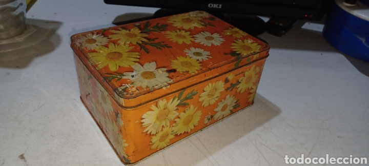 Cajas y cajitas met&aacute;licas: Antigua caja margaritas Cola Cao leer descripcion