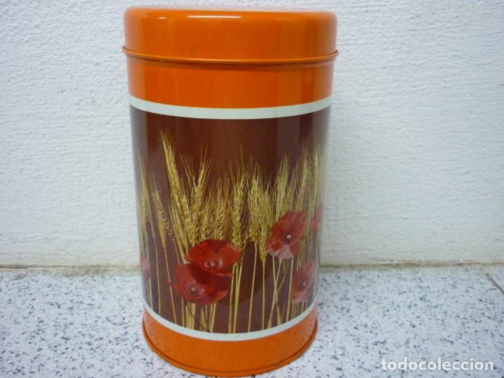 Bo&icirc;tes et petites bo&icirc;tes m&eacute;talliques: CAJA CILINDRICA DE METAL DE CAFES SAULA- A&Ntilde;OS 80