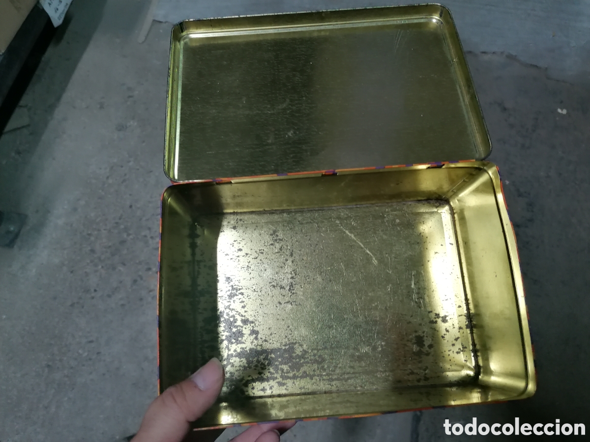 Cajas y cajitas met&aacute;licas: Caja cola cao antigua - Foto 2