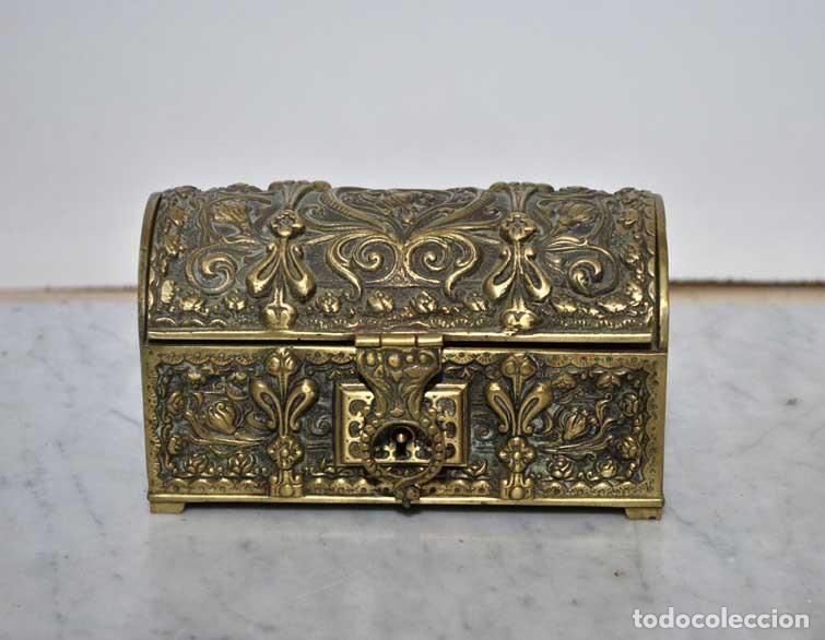 Cajas y cajitas met&aacute;licas: CAJA COFRE O JOYERO DE BRONCE - Foto 2