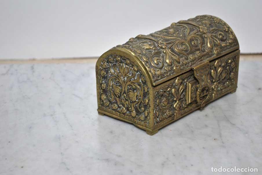 Cajas y cajitas met&aacute;licas: CAJA COFRE O JOYERO DE BRONCE - Foto 3