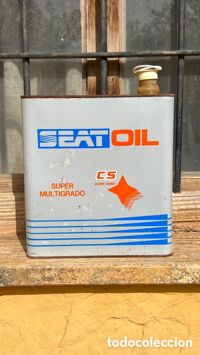 Cajas y cajitas met&aacute;licas: ANTIGUA LATA DE ACEITE PARA COCHE SEAT CS 5 litros