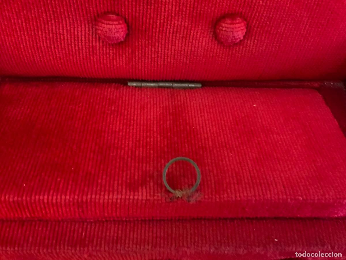 Cajas y cajitas met&aacute;licas: CURIOSO JOYERO CON FORMA DE TRESILLO - Foto 10