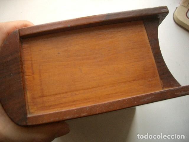 Cajas y cajitas met&aacute;licas: Caja de madera con forma de libro - Foto 5