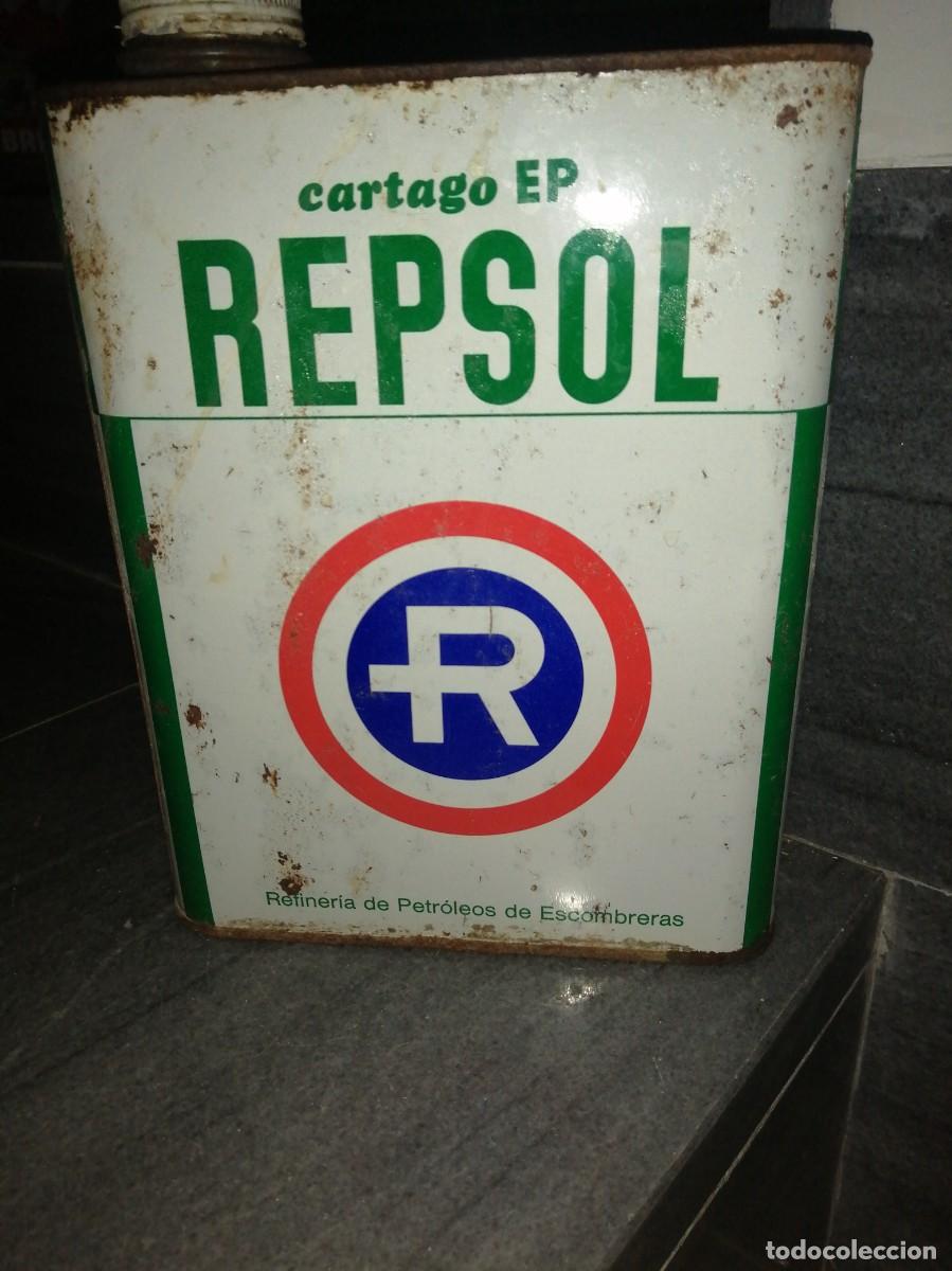 Cajas y cajitas met&aacute;licas: Lata Garrafa de 2 litros Repsol Cartago EP 2 litros motor coche lubricantes
