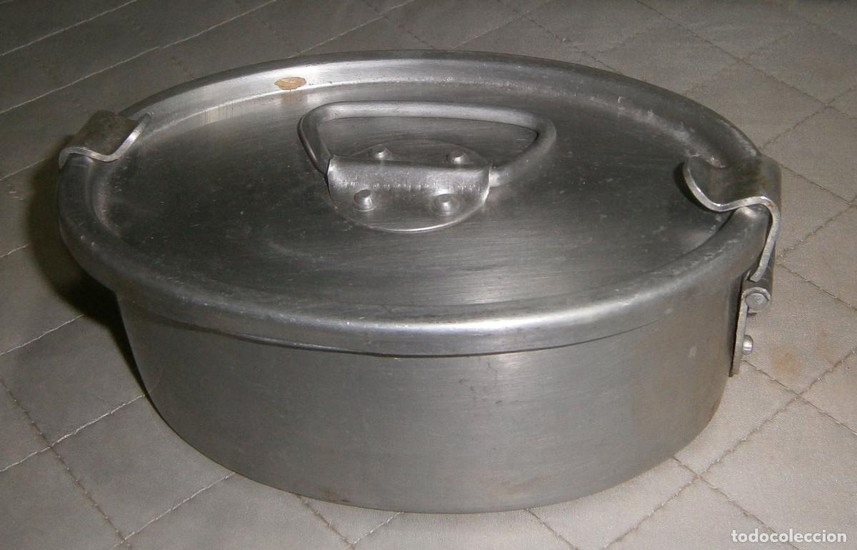 Cajas y cajitas met&aacute;licas: fiambrera de aluminio ovalada a&ntilde;os 50