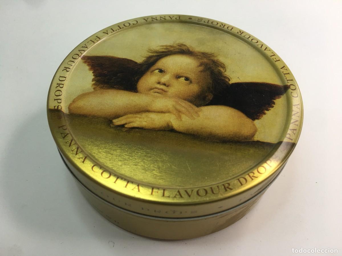 Bo&icirc;tes et petites bo&icirc;tes m&eacute;talliques: CAJA DE FARMACIA CARAMELOS SABOR PANNA COTTA CEBE BONBON GMBH - ALEMANIA