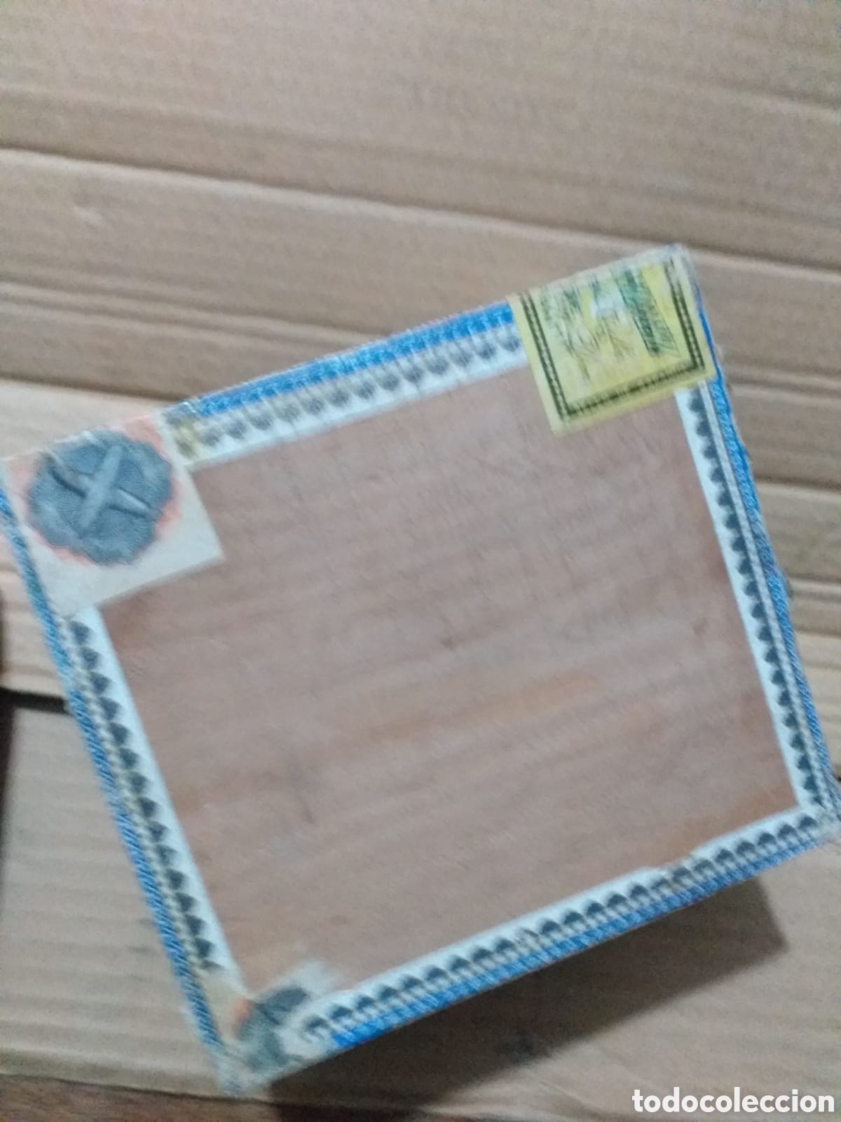 Cajas y cajitas met&aacute;licas: Caja de puros de madera - Foto 3