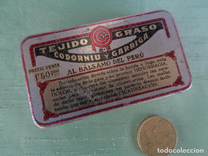 Cajas y cajitas met&aacute;licas: FARMACIA. ANTIGUA LATA TEJIDO GRASO CODORNIU Y GARRIGA